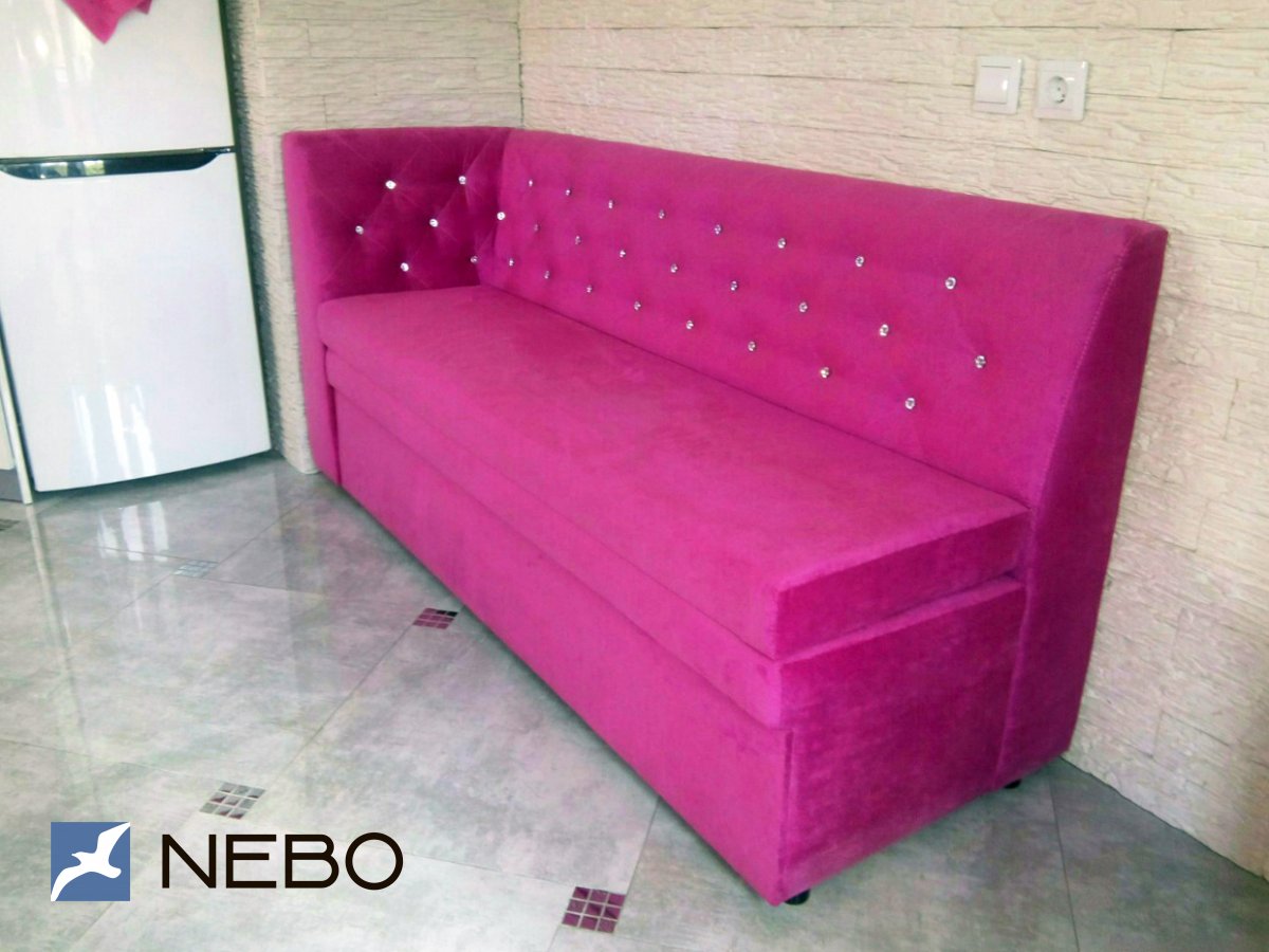 Кухонный розовый диван со стразами Swarovski раскладной со спальным местом 190*110 см