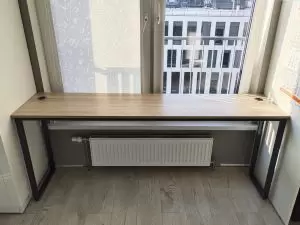 Компьютерный стол как обязательный мебельный элемент