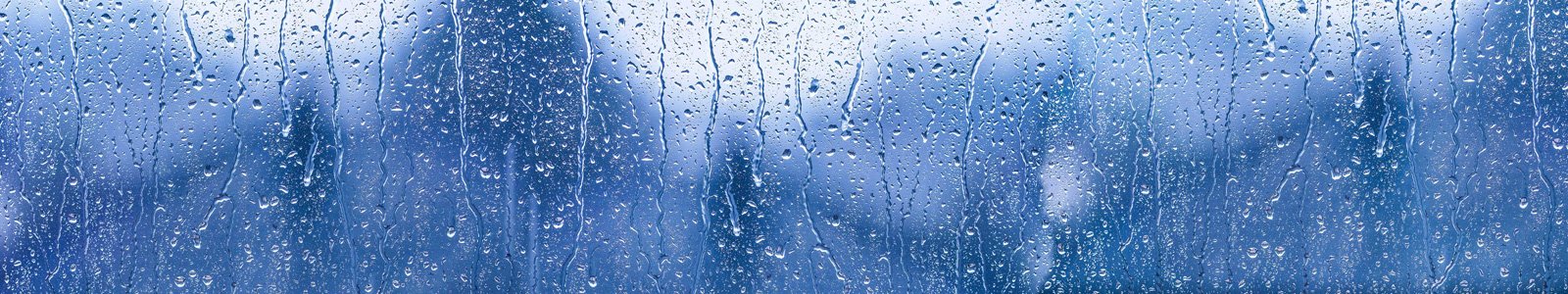 №6831 - Капли воды на стекле