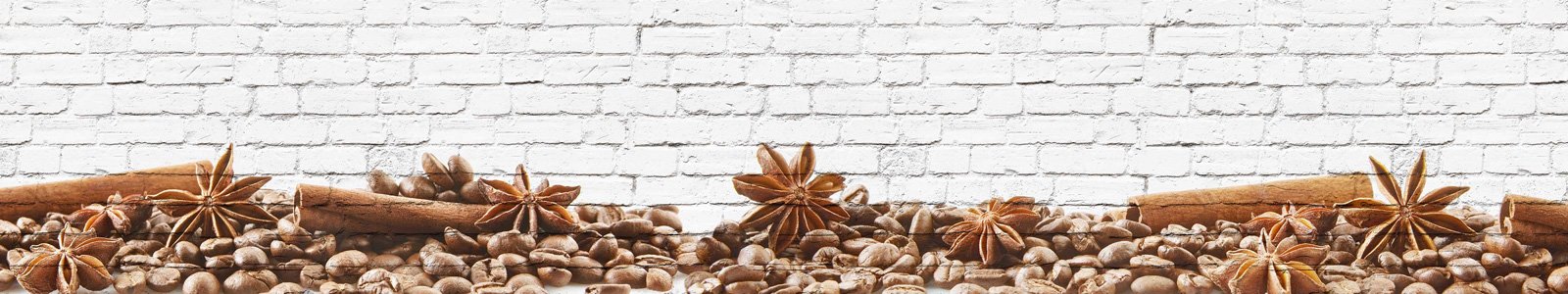№7060 - Кофе зерна на фоне кирпичной стены