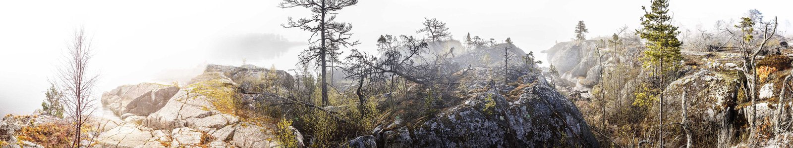 №7886 - Каменистый берег озера