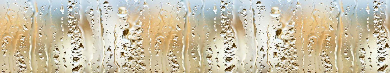 №3928 - Капли воды на стекле