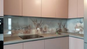 Скинали из стекла